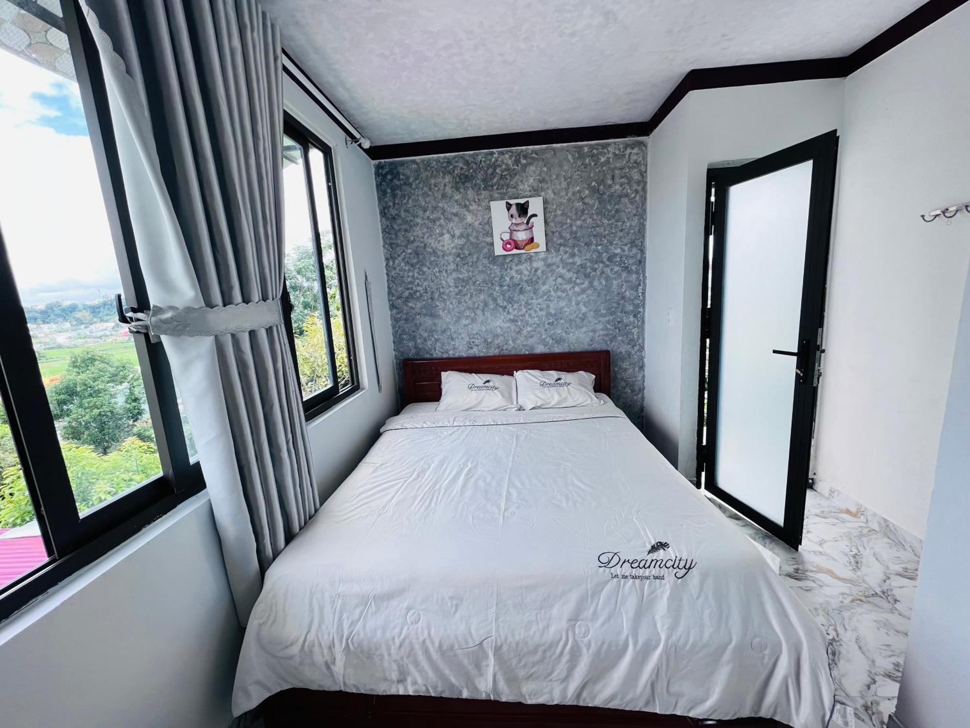 Gio Homestay - Pleiku Eksteriør bilde