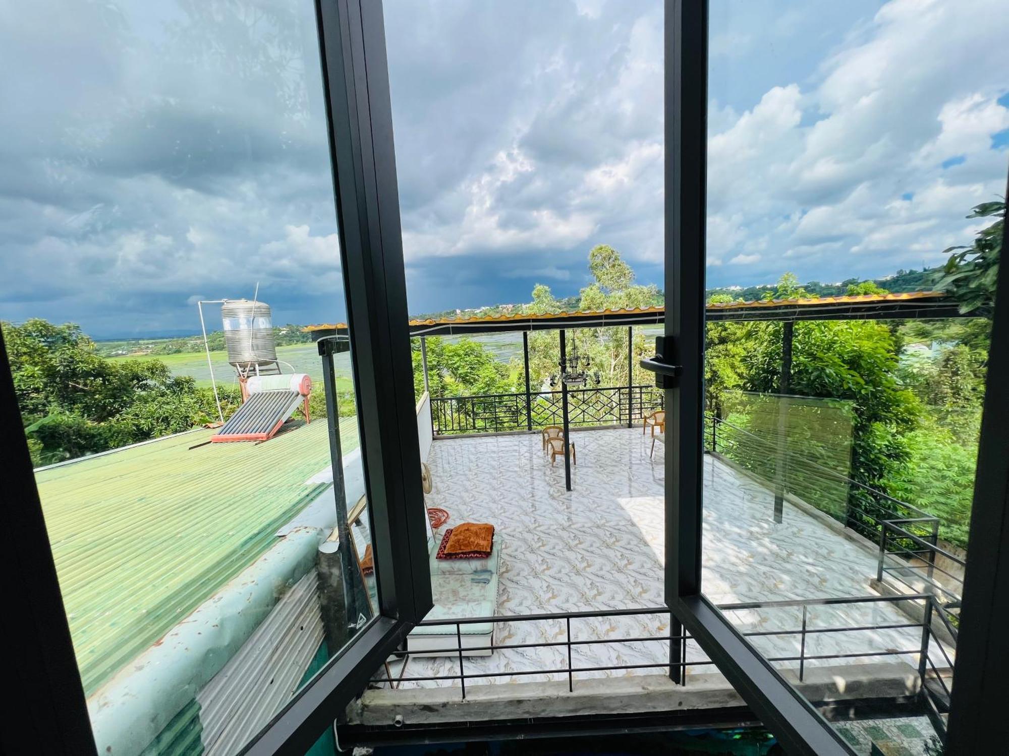 Gio Homestay - Pleiku Eksteriør bilde